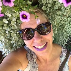 Meet your Posher, Denise